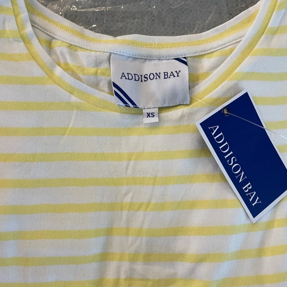 ADDISON BAY BELMONT T-SHIRT DRESS IN YELLOW - NWT XS - Picture 2 of 2